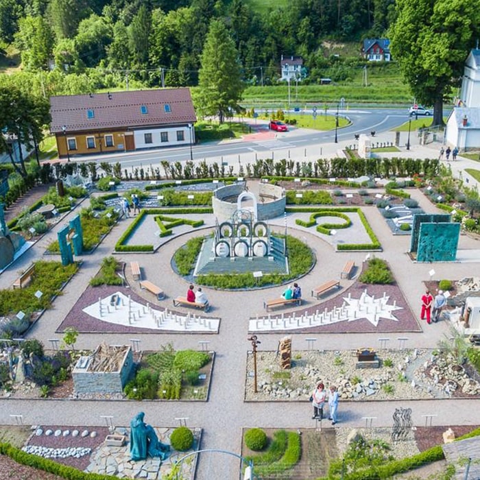 muszynskie-ogrody-biblijne